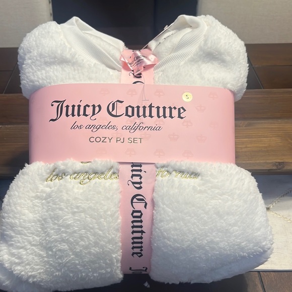 Juicy Couture Other - Brand new Juicy Couture pj set